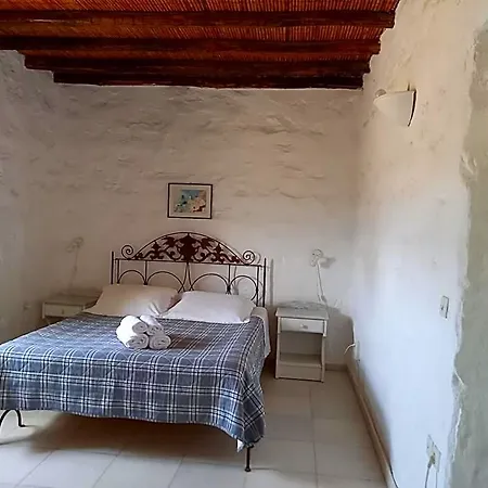 Hotel Anezina Village
