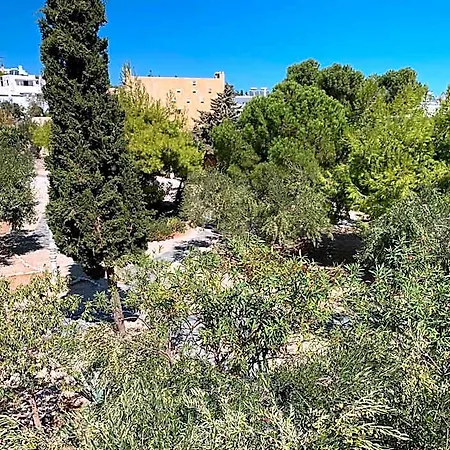 Hotel Anezina Village