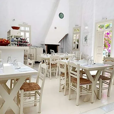 Hotel Anezina Village 3*